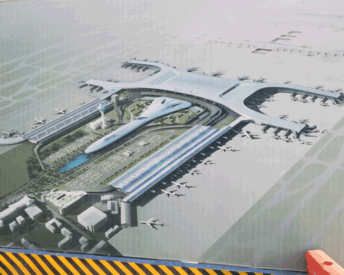 河南省新郑机场绿地灌溉圆满完工